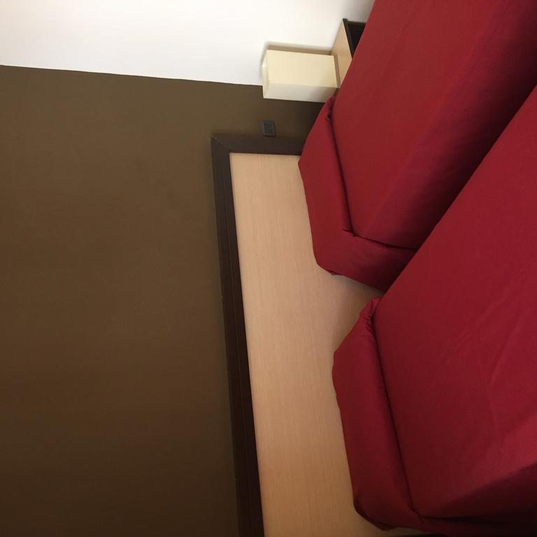 Hotel Il Portico ファヴィニャーナ エクステリア 写真
